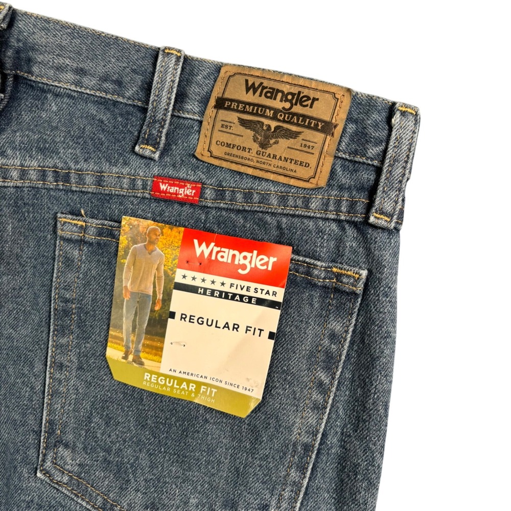 NWT Wrangler Premium Straight Leg Jeans Men's 36x35.5‎ Workwear